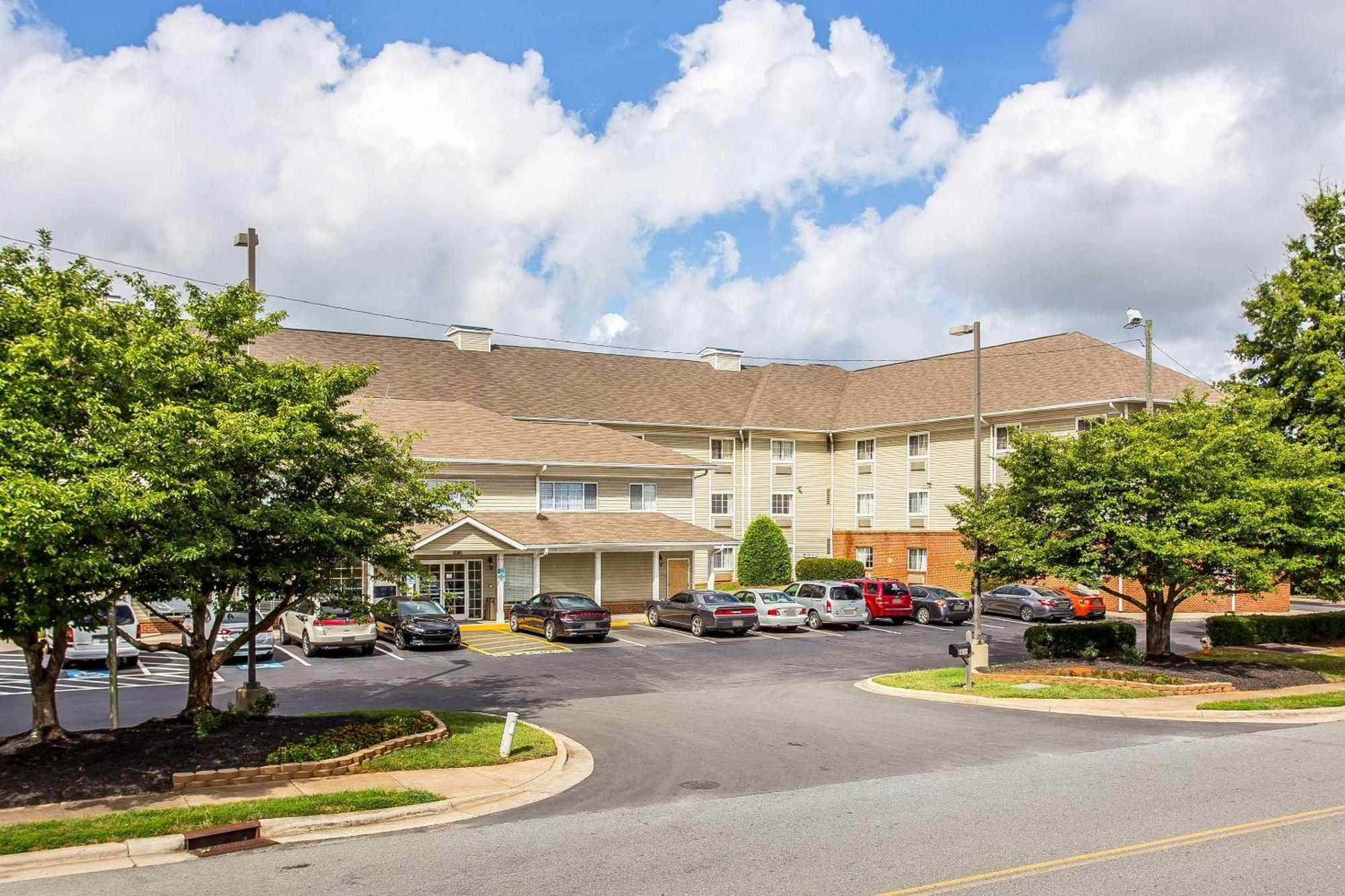 Suburban Studios Near University Of North Carolina-Charlotte Buitenkant foto
